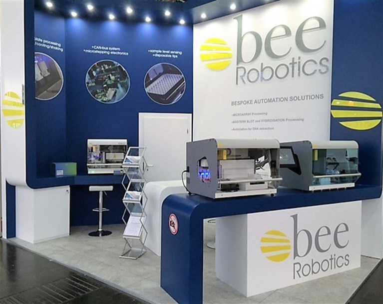 Medica stand